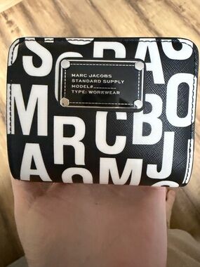 Marc Jacobs Black and White Bold Logo Zip Wallet